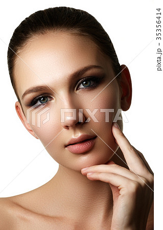 Beautiful make-up. Beauty girl. Fashion cosmetics Beautiful make-up. Beauty girl. Fashion cosmetics 35356414