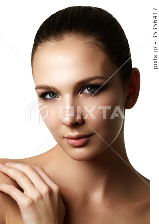 Beautiful make-up. Beauty girl. Fashion cosmetics Beautiful make-up. Beauty girl. Fashion cosmetics 35356417