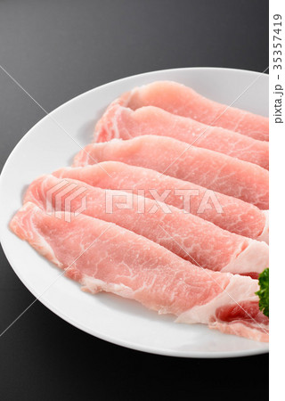 豚肉 薄切りロース 生姜焼き用 豚肉 薄切りロース 生姜焼き用 35357419