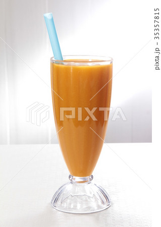 drinks drinks 35357815