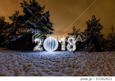 2018 New Year greeting card 35362622