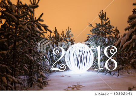 2018 New Year greeting card 35362645