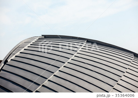 An zinc roof 35364006