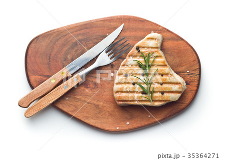 Grilled tuna steak. 35364271