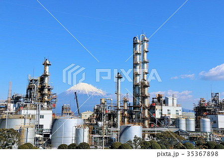 青空の工場地帯　そして富士山 35367898
