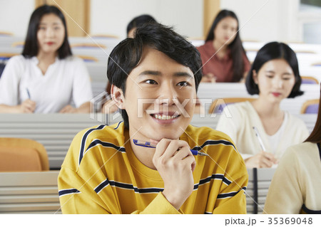 勉強 教室 大学生 35369048