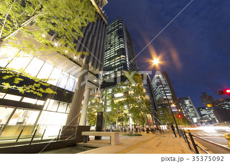 グランフロント大阪の夜景 グランフロント大阪の夜景 35375092