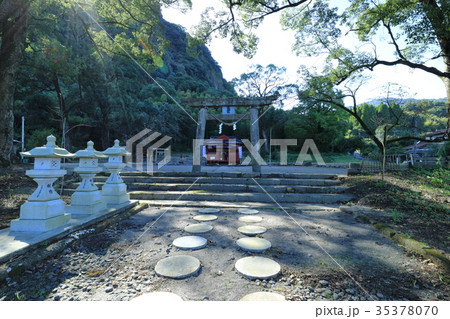 岩剱神社 35378070