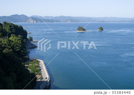 瀬戸の島々と海 35383440