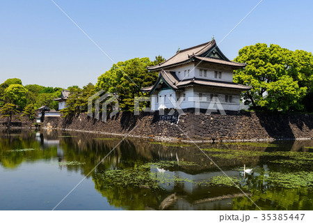 Imperial Palace castle in Tokyo 35385447