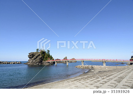 弁天岩　能生海水浴場 35393926