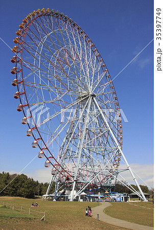 葛西臨海公園 ダイヤと花の大観覧車 の写真素材