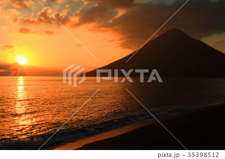 開聞岳と夕景 35398512