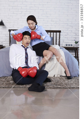 ボクシンググローブ 男 男性 35398857