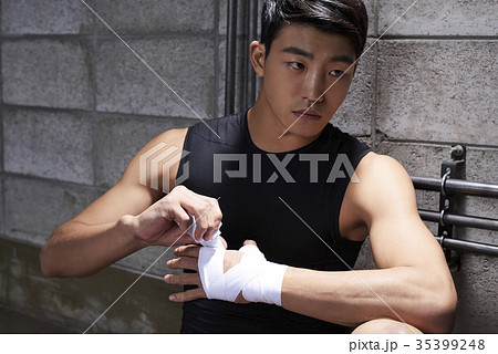 男 男性 男の子 35399248