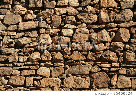 Rubbly Wall 35400524