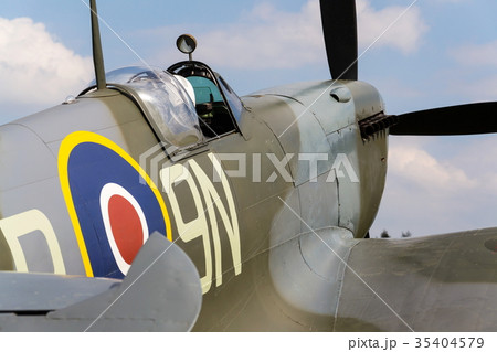 Pilot sits in cockpit of Supermarine Spitfire Pilot sits in cockpit of Supermarine Spitfire 35404579