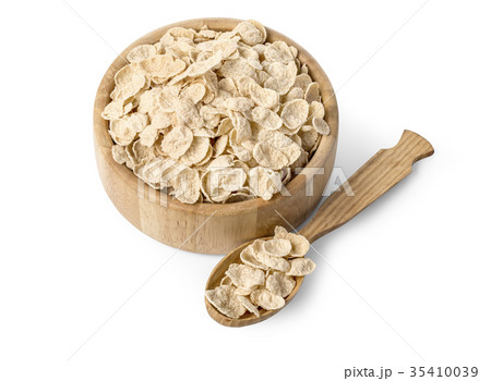 Oatmeal in wooden bowl Oatmeal in wooden bowl 35410039