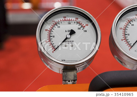 pressure gauge 35410965