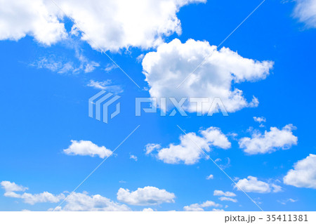 北海道の青空 35411381