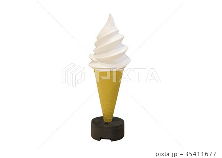 Ice Cream sculpture isolated on white 35411677