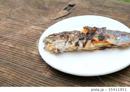 魚の塩焼き 魚の塩焼き 35411951