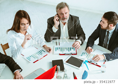 Business people working together 35411977