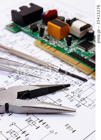 Printed circuit board and tools on diagram Printed circuit board and tools on diagram 35413276