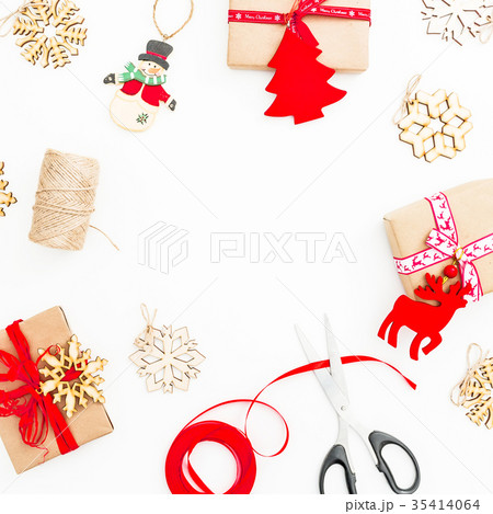 Christmas composition. Frame of christmas gifts Christmas composition. Frame of christmas gifts 35414064