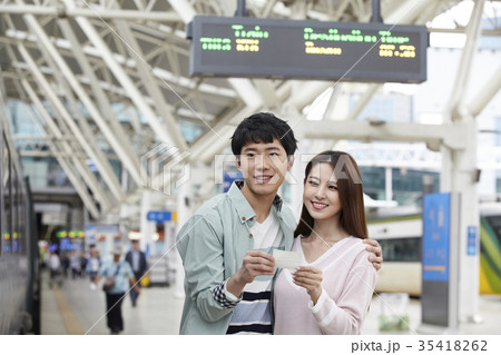 男 男性 男の子 35418262