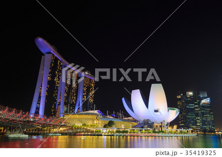 marina bay at night, urban landscape of Singapore 35419325