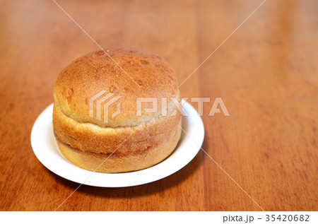 ミルクの食パン 35420682