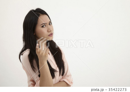 angry woman 35422273