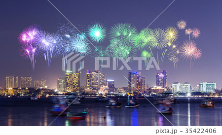 firework over Pattaya city, Chonburi, Thialand firework over Pattaya city, Chonburi, Thialand 35422406