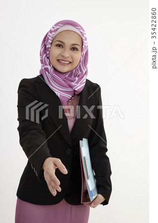 business woman business woman 35422860