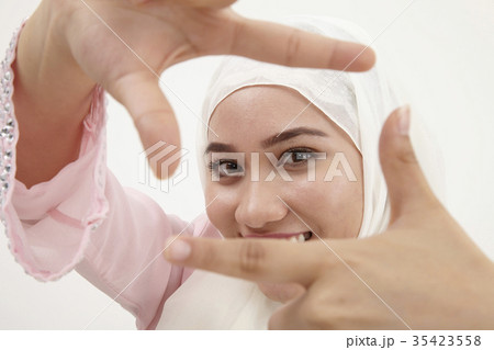 cropping cropping 35423558