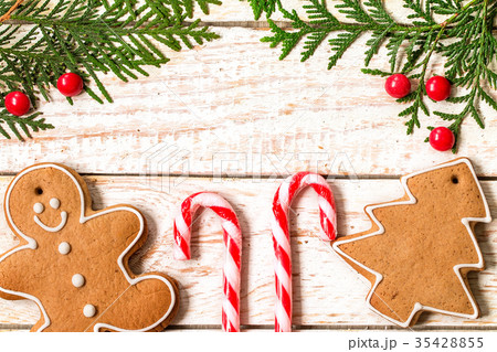 Christmas background with gingerbread cookies  35428855