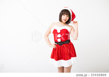 女性　サンタクロース 35430909