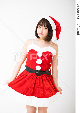 女性　サンタクロース 35430942