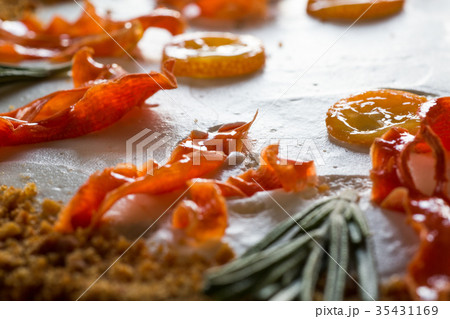 homemade carrot cake 35431169