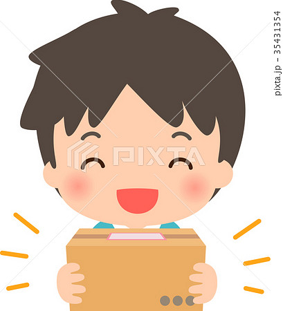 段ボール箱を抱えた笑顔の男性 35431354