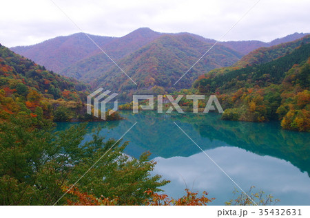 奥四万湖 奥四万湖 35432631