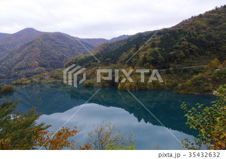 奥四万湖 奥四万湖 35432632