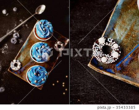 Incredible cosmic blue cupcakes with decoration in 35433385