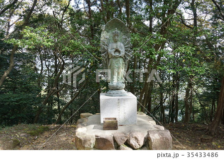 兵庫県　書写山　圓教寺　参道の仏像 35433486