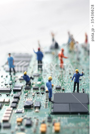 コンピューターと人間 35436628