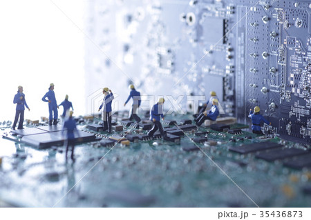 コンピューターと人間 35436873