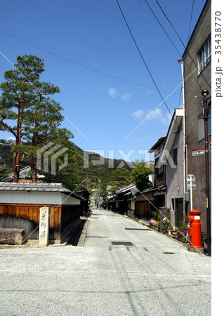 近江八幡の新町通り（近江商人街） 35438770