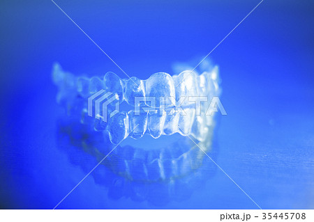 Invisible teeth dental retainer 35445708