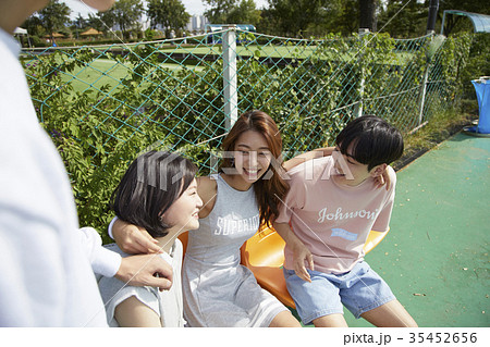 会話 対話 屋外 35452656